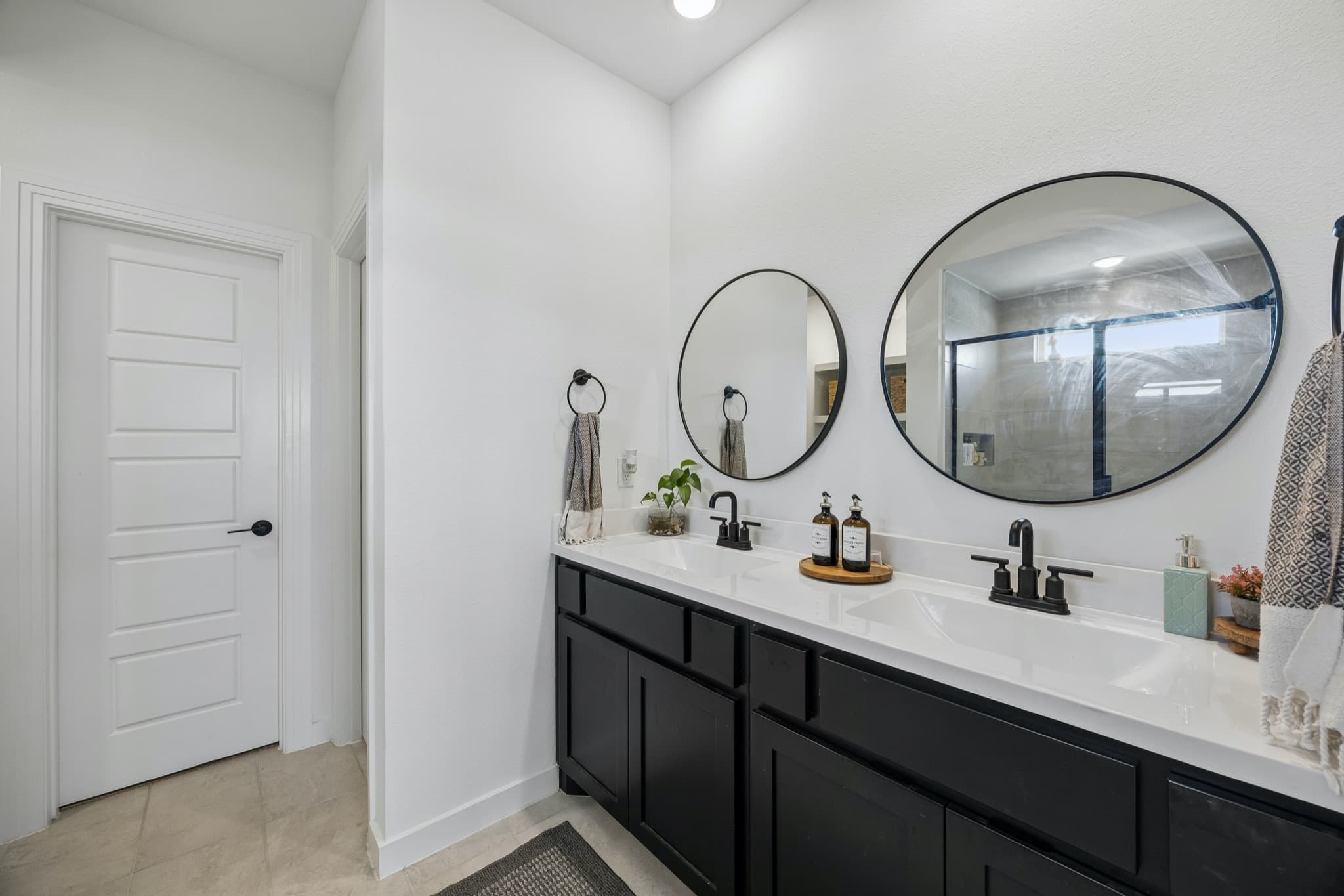 1736 Bonsmara Drive photo 17