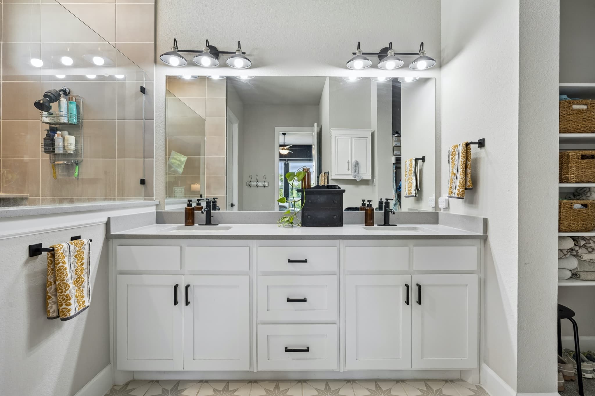 2232 Robin Way photo 19