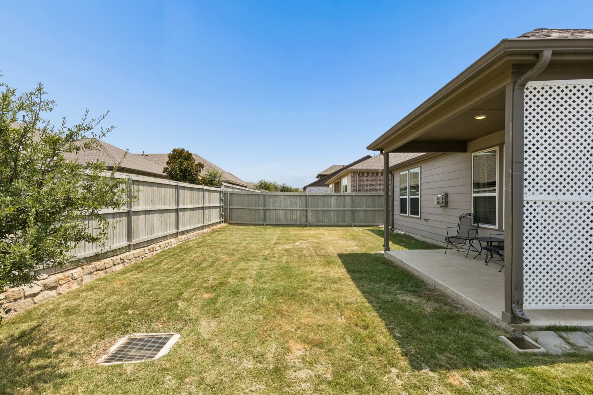 2428 Mockingbird Court photo 27