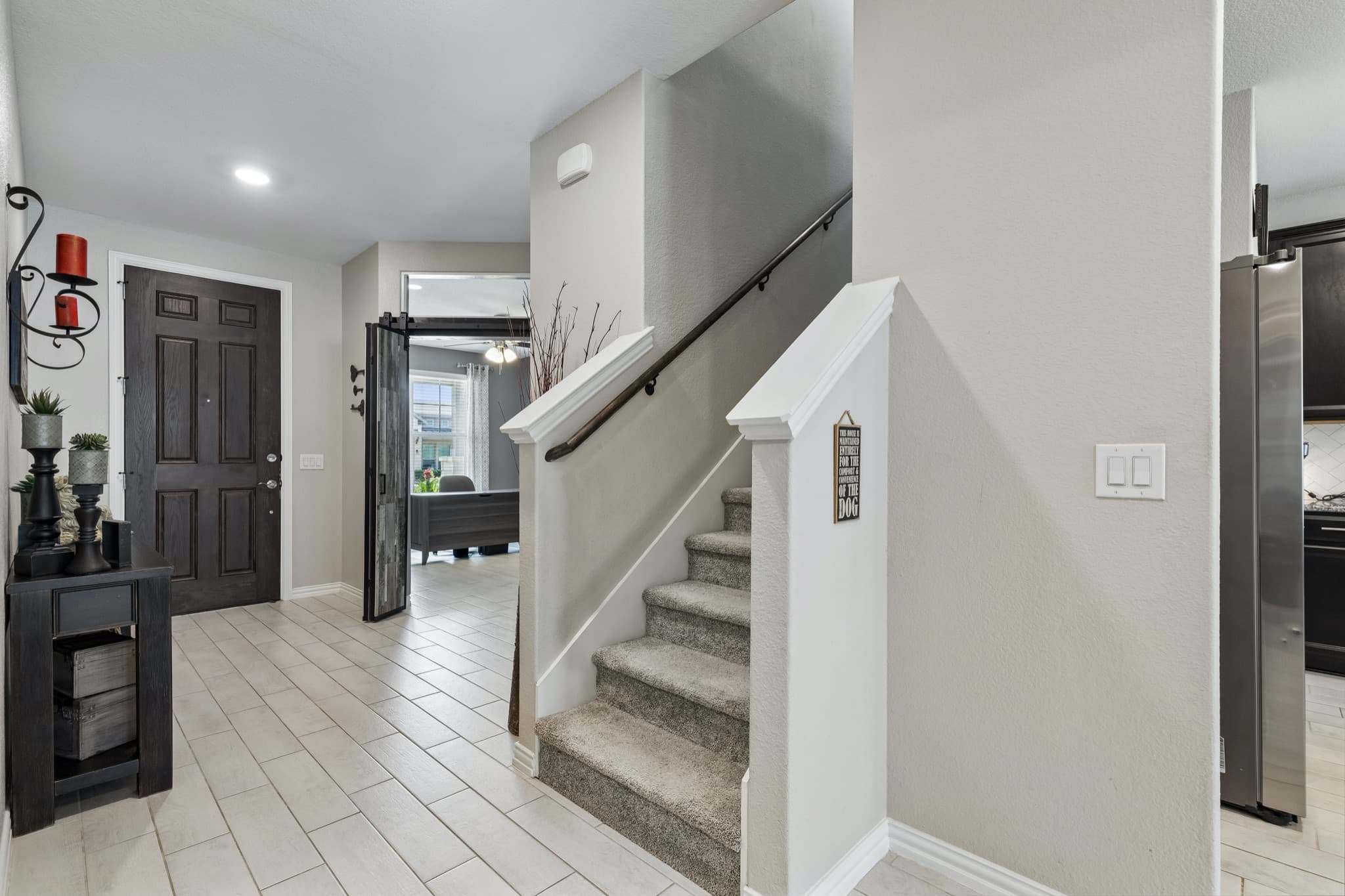2428 Mockingbird Court photo 4
