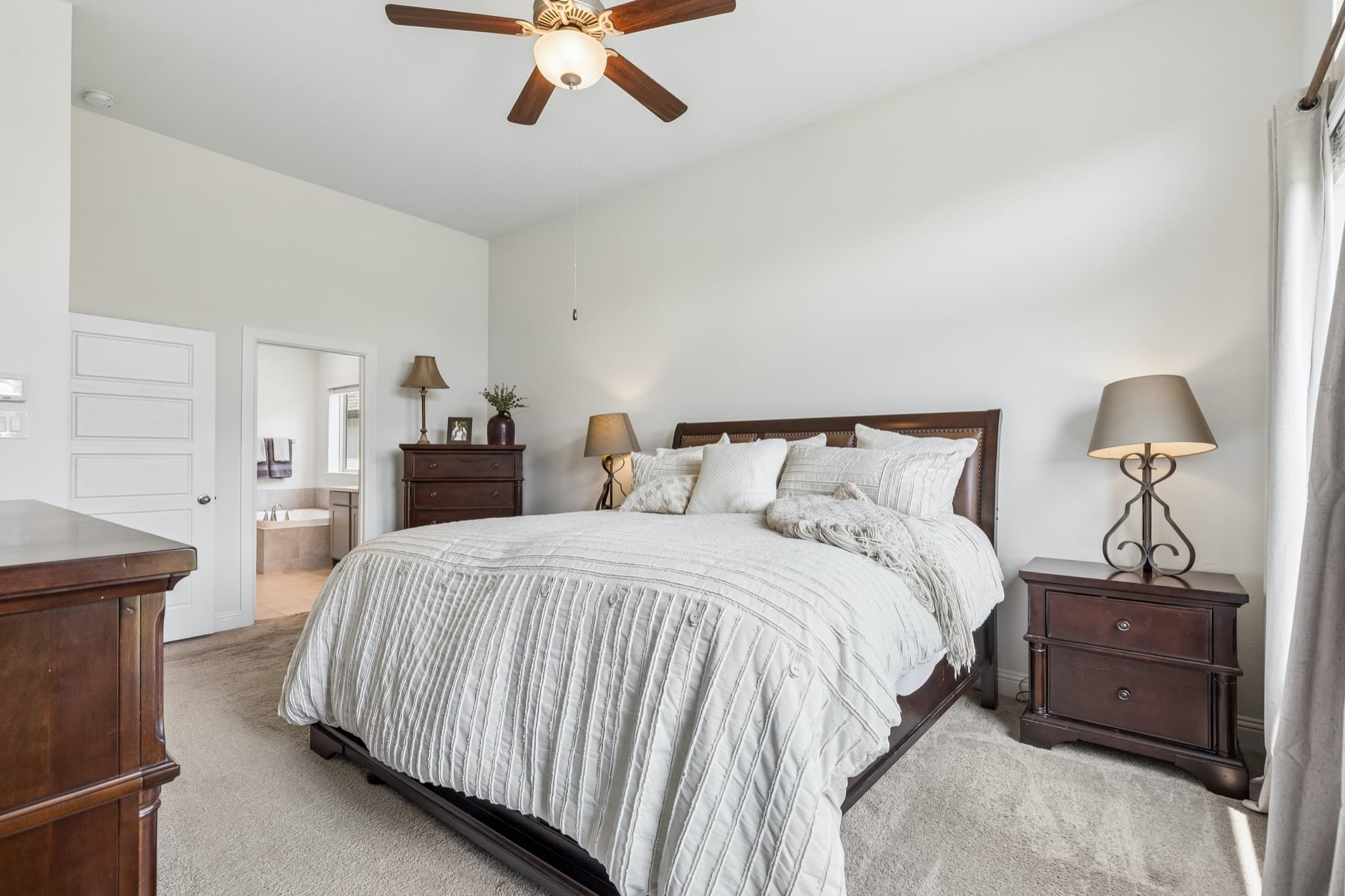 2609 Woodhill Way photo 13