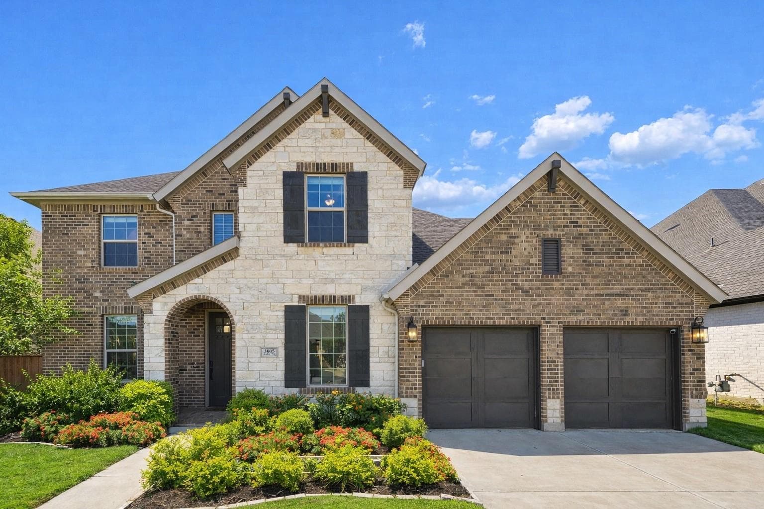 3005 Walker Way