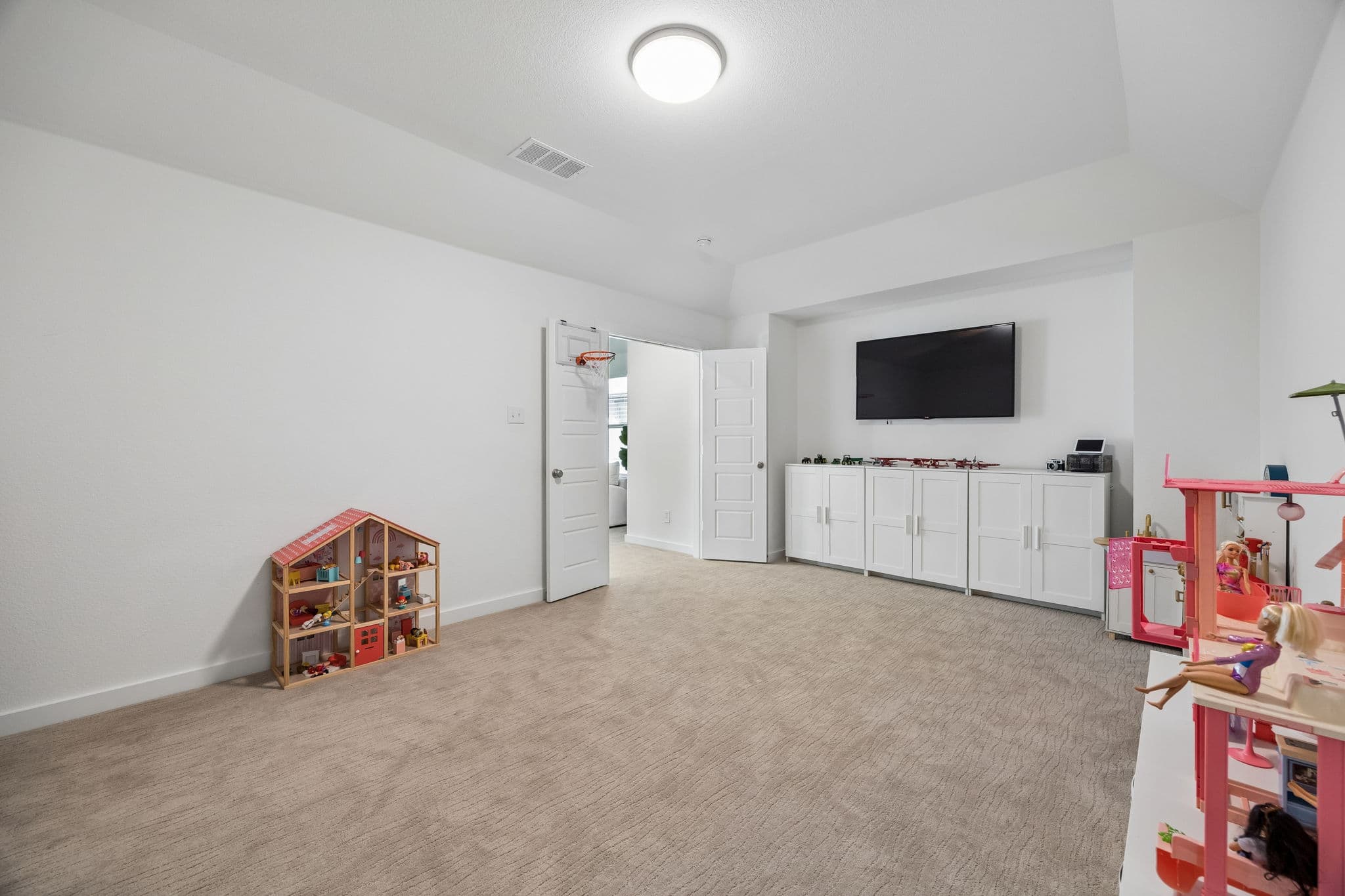 2133 Daniel Drive photo 5