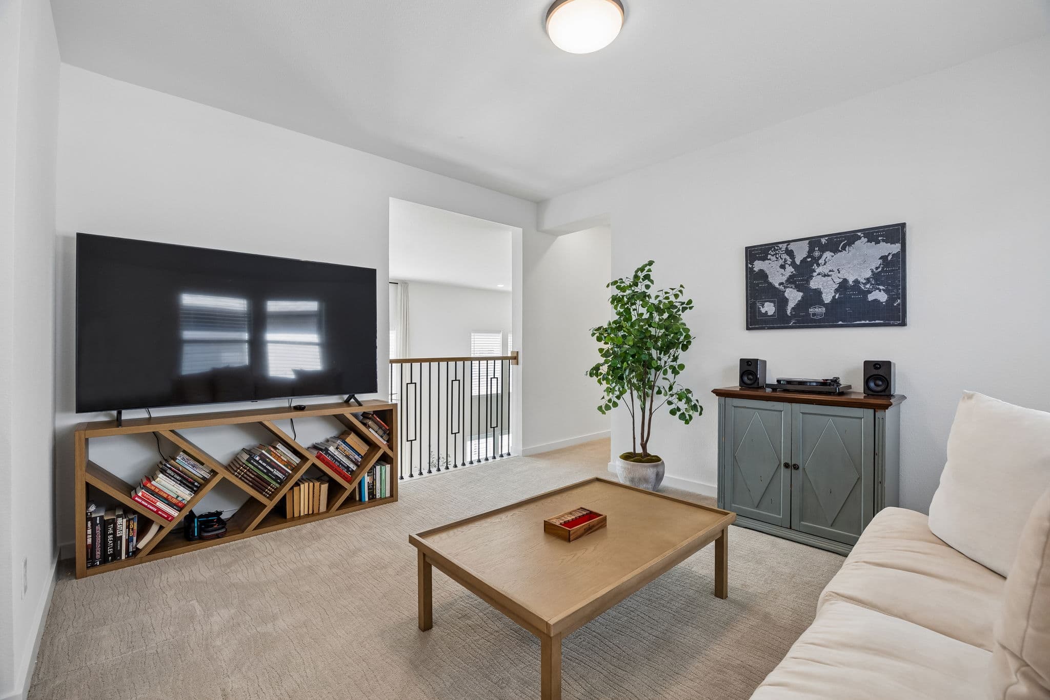2133 Daniel Drive photo 6