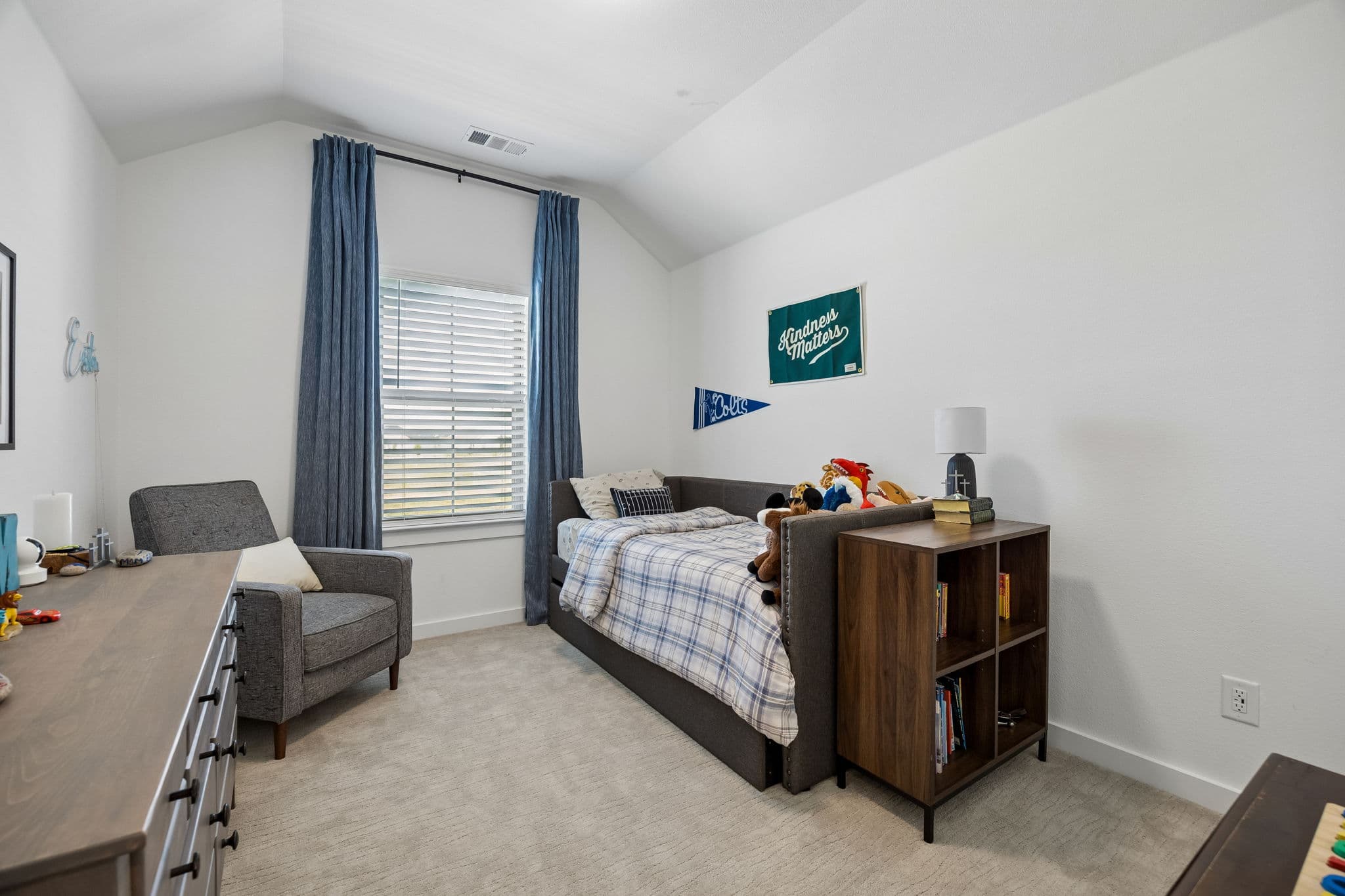 2133 Daniel Drive photo 10