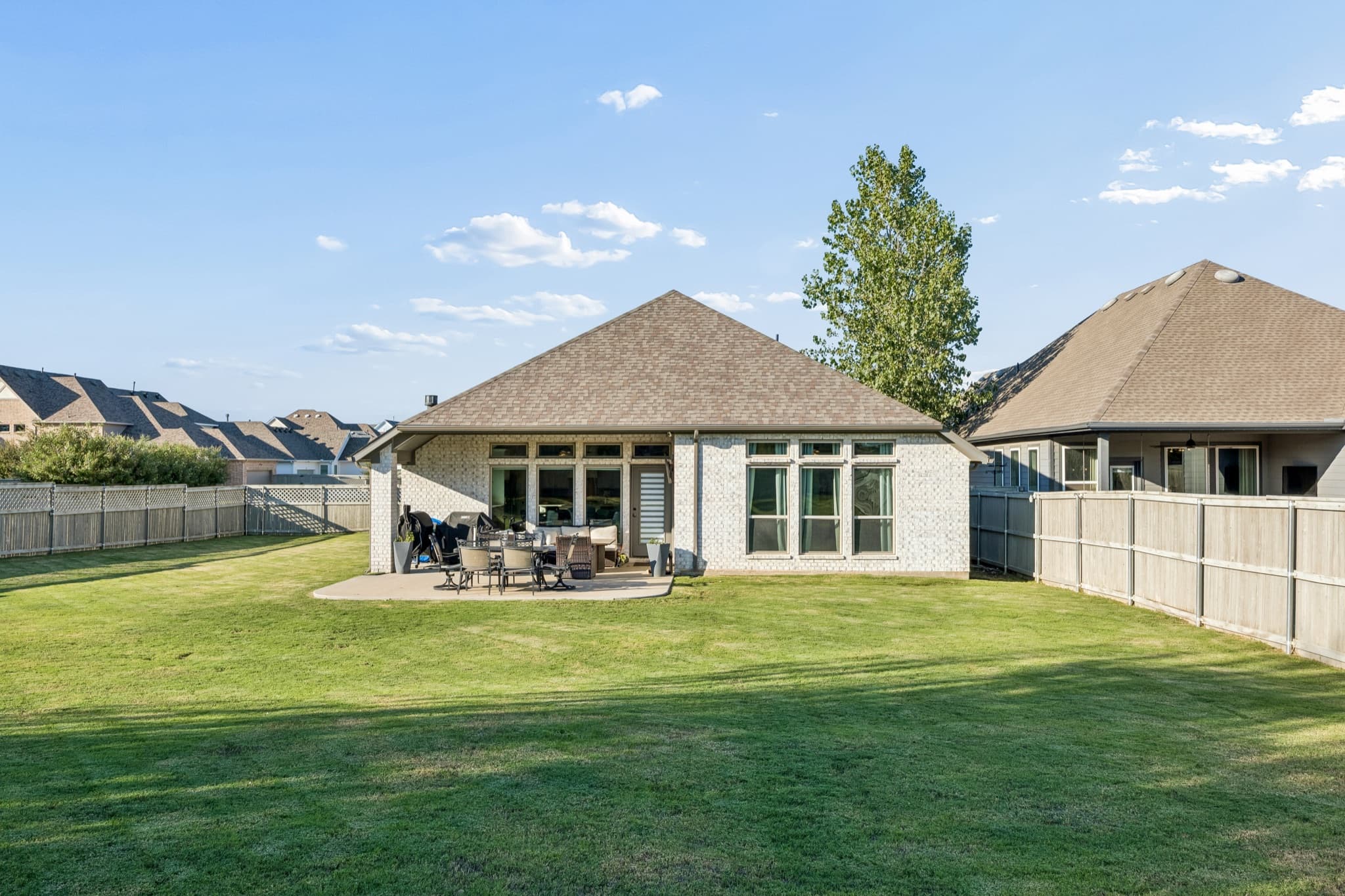 2621 Woodhill Way photo 26