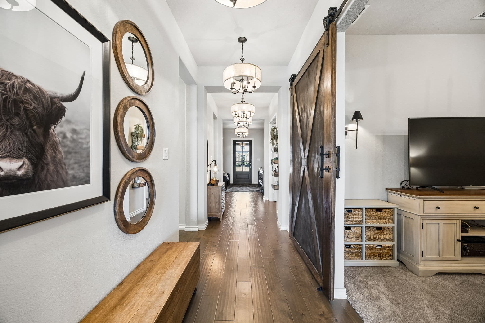 3016 Peekaboo Lane photo 4