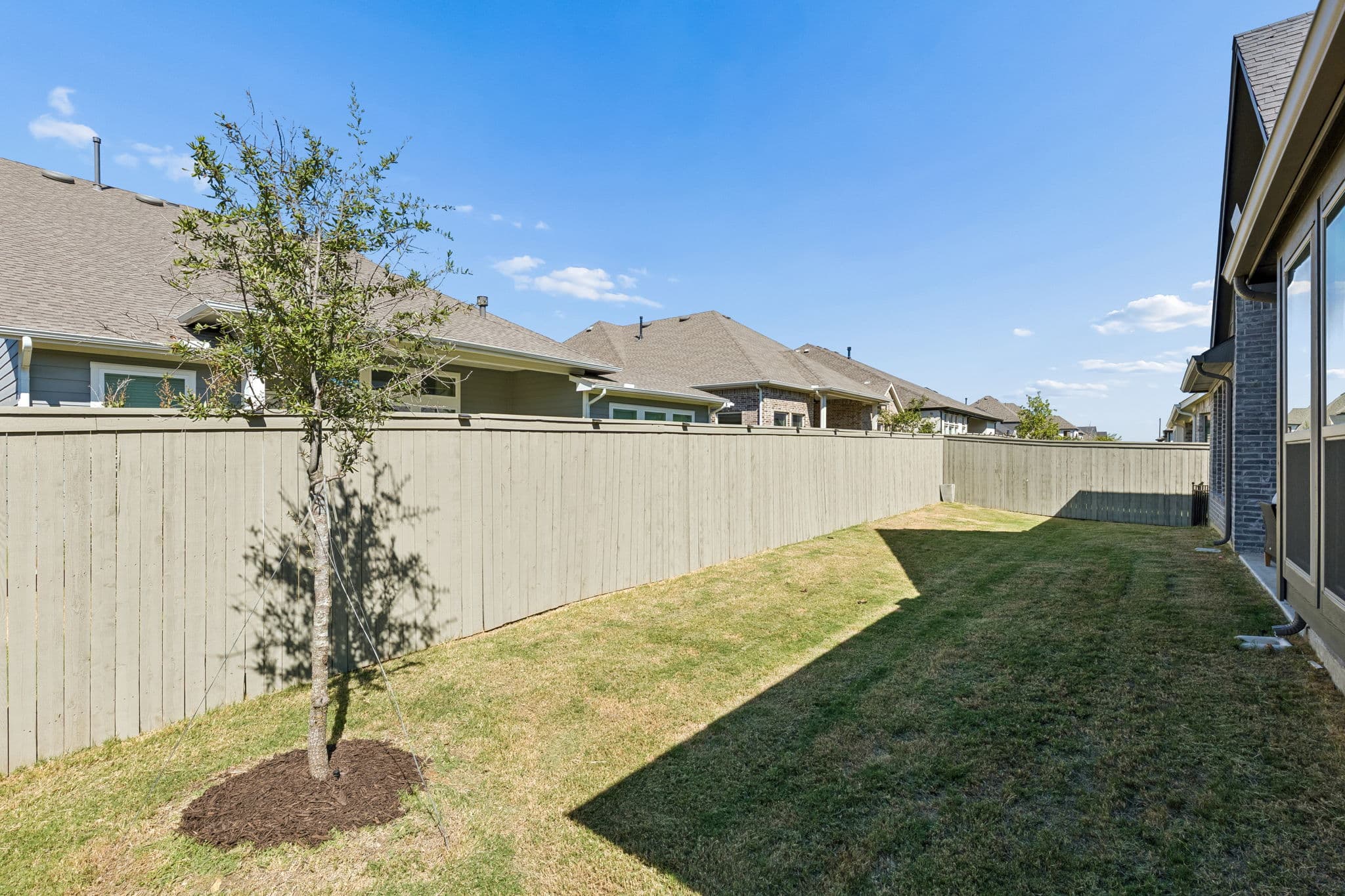 308 Shetland Lane photo 32